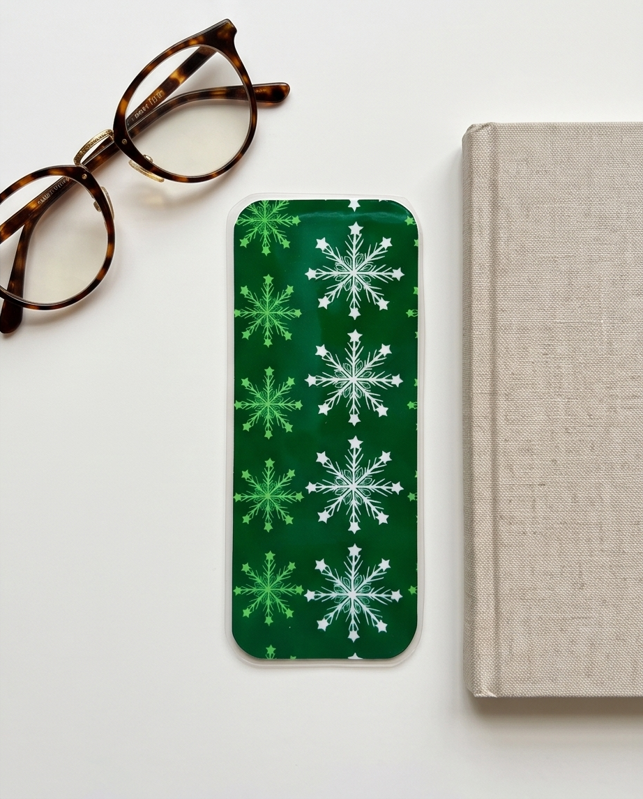 Green Christmas Snowflake Laminated Bookmark | 2x5 Holiday Bookmark | Winter Book Lover Gift | Stocking Stuffer | Christmas Reading Gift