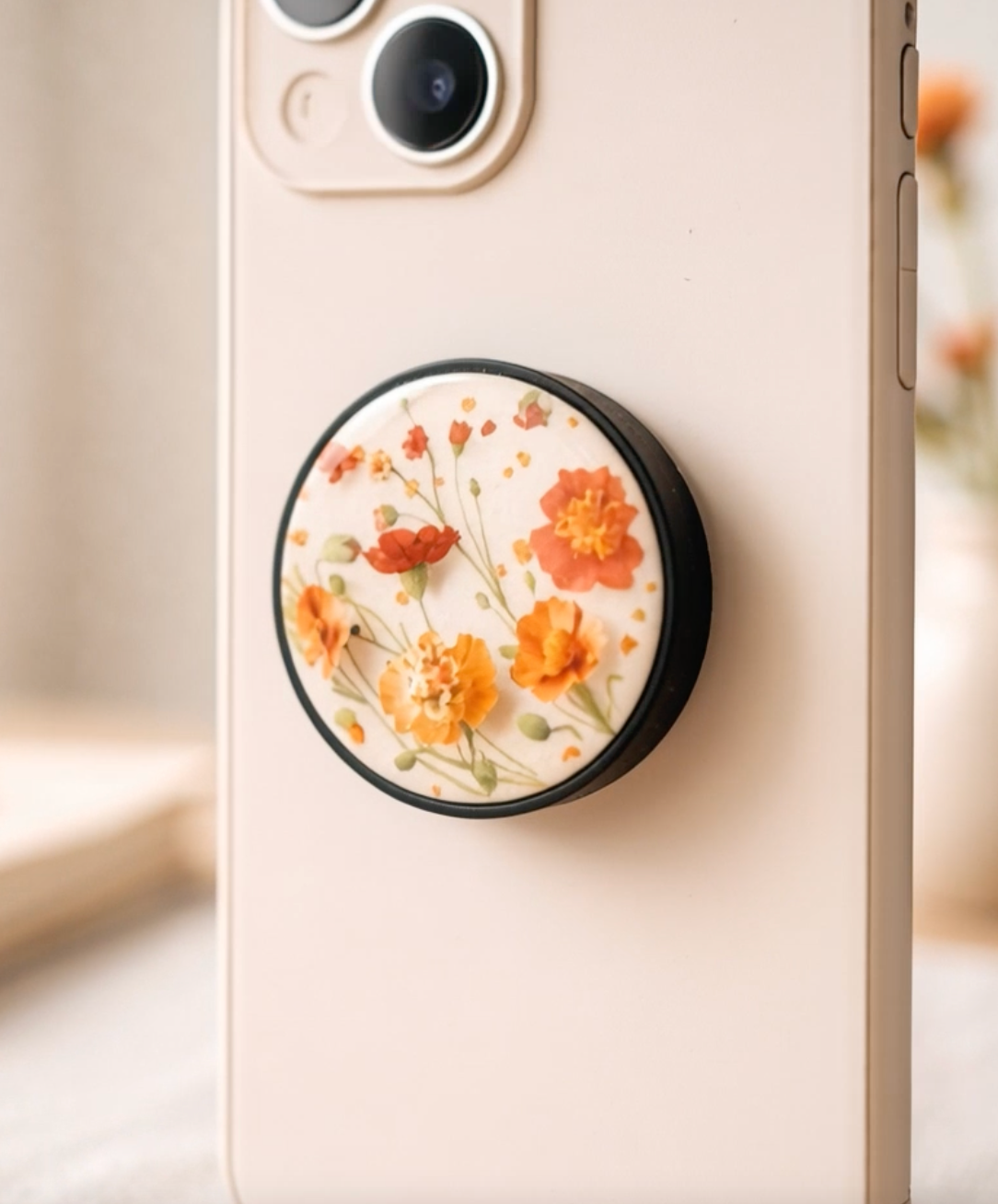Multicolor Floral Pop Socket 🌼✨